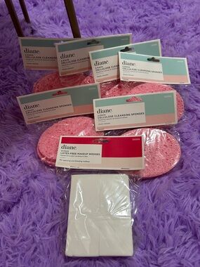 ✨5/$10✨ Bundle of diane 2-Pack Cellulose Cleansing Sponges & Makeup Wedges